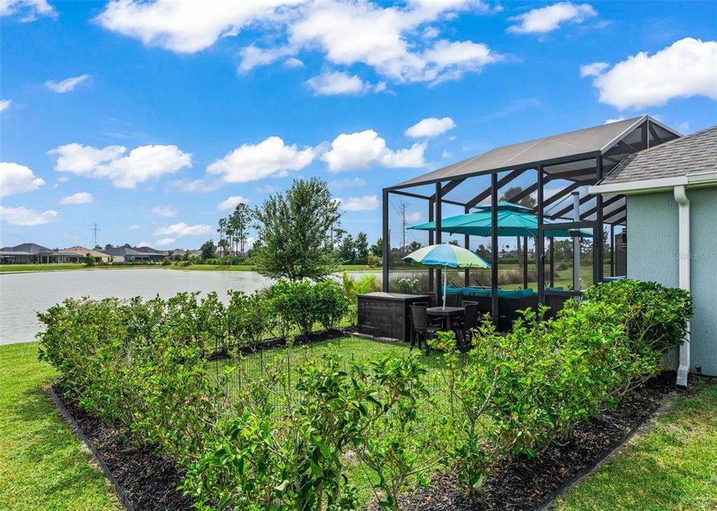 For Sale: $1,150,000 (4 beds, 2 baths, 2555 Square Feet)