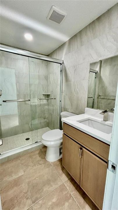 For Rent: $2,300 (3 beds, 2 baths, 1045 Square Feet)