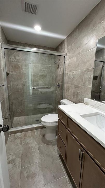 For Rent: $2,300 (3 beds, 2 baths, 1045 Square Feet)