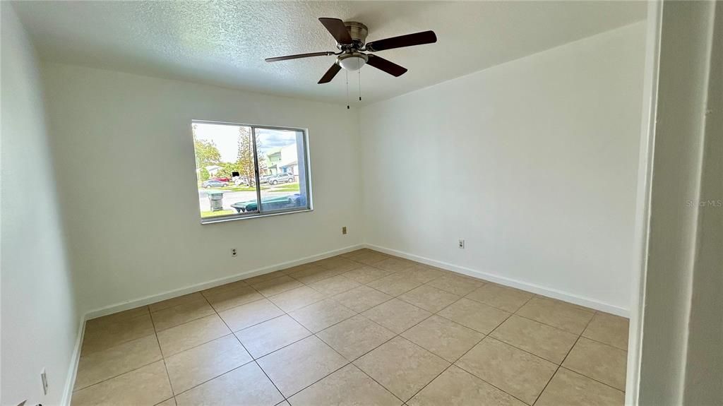 For Rent: $2,300 (3 beds, 2 baths, 1045 Square Feet)