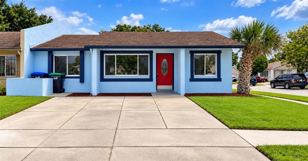 For Rent: $2,300 (3 beds, 2 baths, 1045 Square Feet)