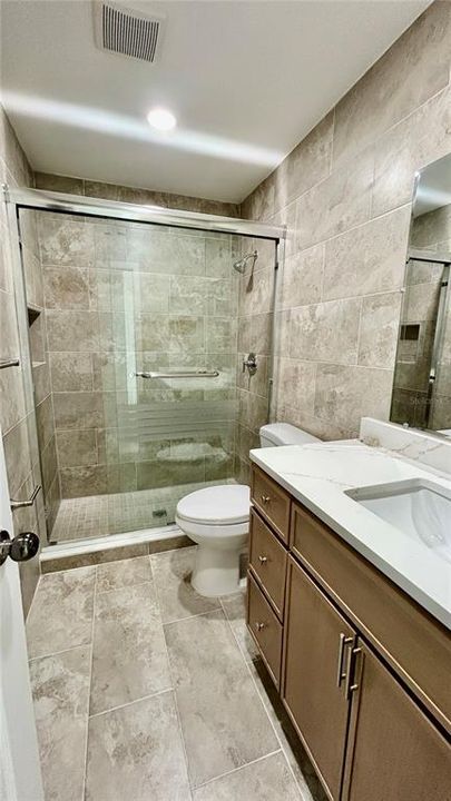For Rent: $2,300 (3 beds, 2 baths, 1045 Square Feet)