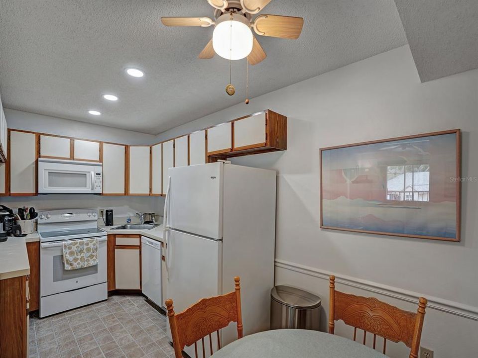 En Venta: $119,900 (2 camas, 2 baños, 1035 Pies cuadrados)