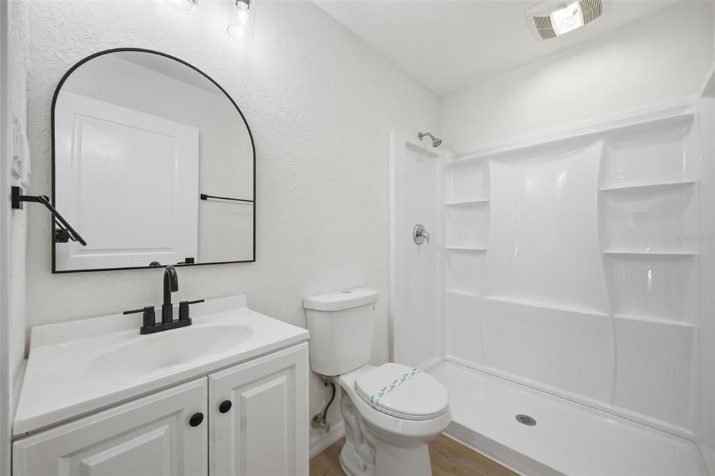 En Venta: $275,000 (3 camas, 2 baños, 1400 Pies cuadrados)