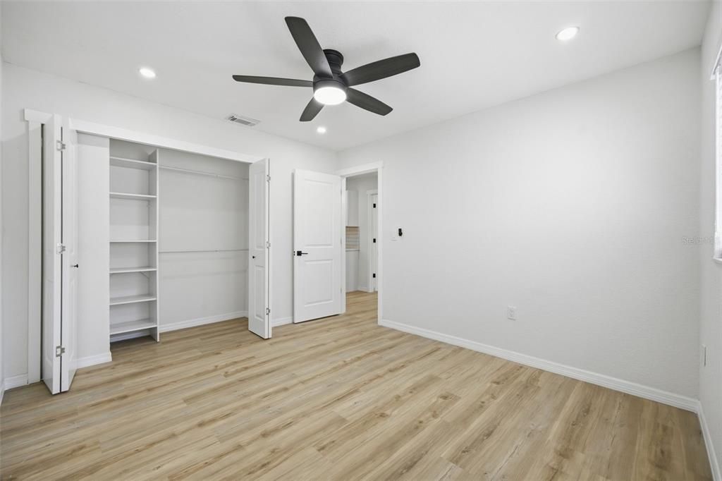 En Venta: $275,000 (3 camas, 2 baños, 1400 Pies cuadrados)