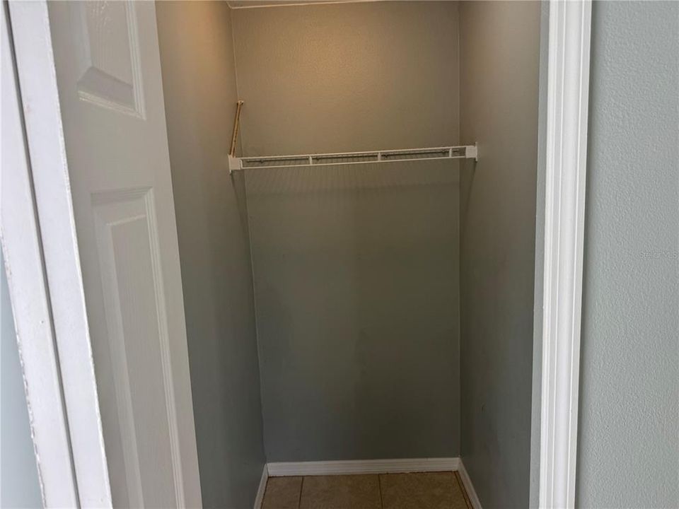 For Rent: $1,800 (4 beds, 2 baths, 1603 Square Feet)