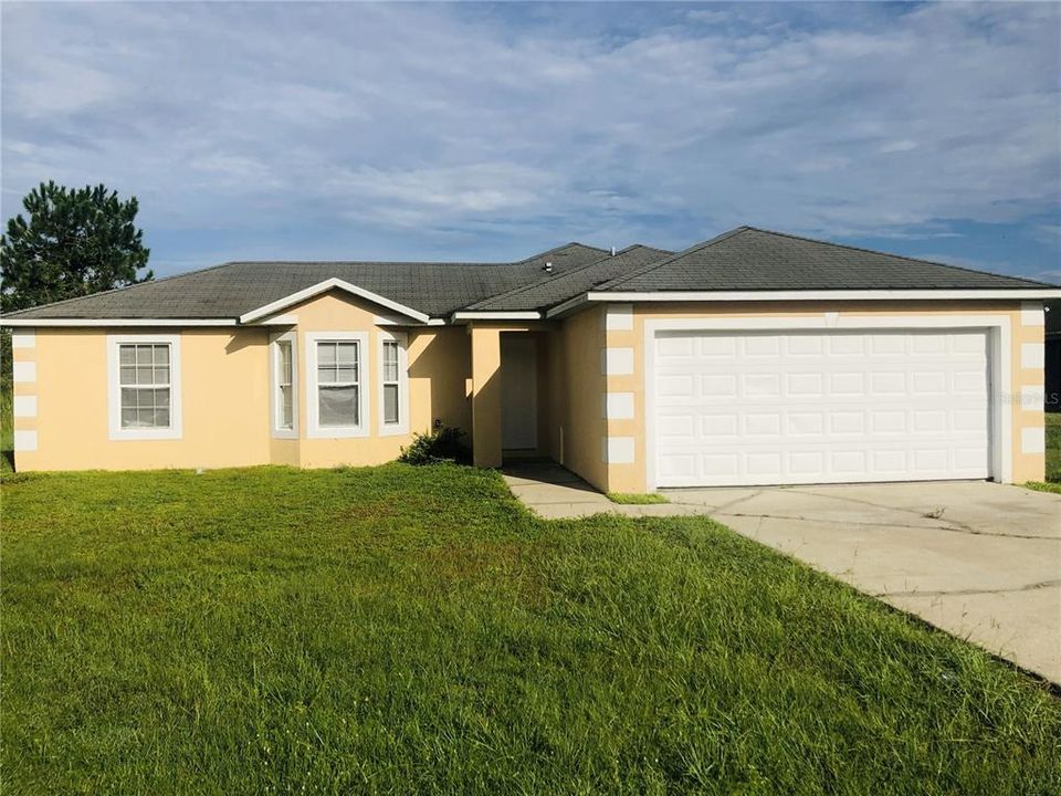 For Rent: $1,800 (4 beds, 2 baths, 1603 Square Feet)
