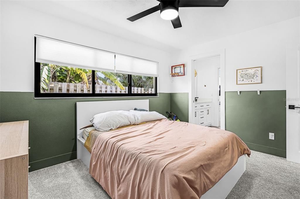 For Sale: $825,000 (4 beds, 3 baths, 2364 Square Feet)
