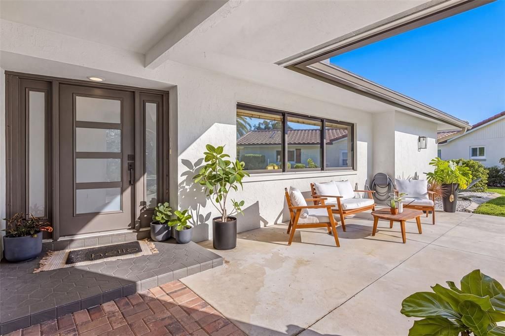 For Sale: $825,000 (4 beds, 3 baths, 2364 Square Feet)
