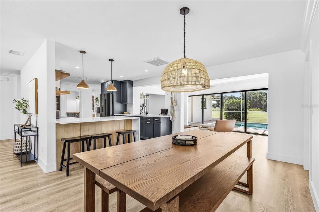 For Sale: $825,000 (4 beds, 3 baths, 2364 Square Feet)