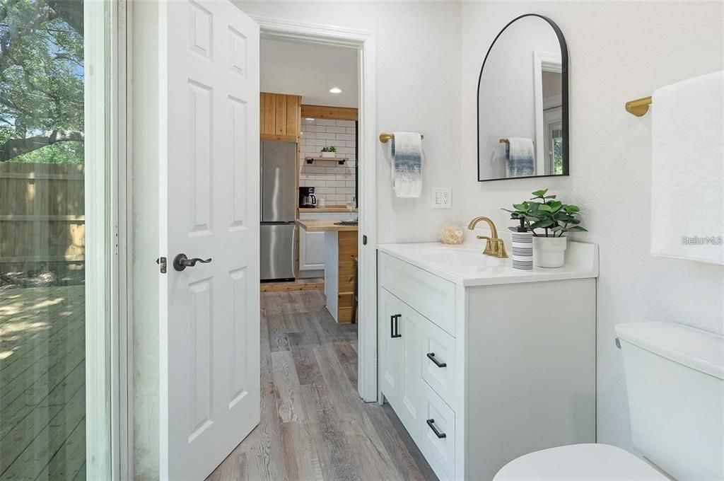 For Rent: $3,800 (3 beds, 2 baths, 1368 Square Feet)