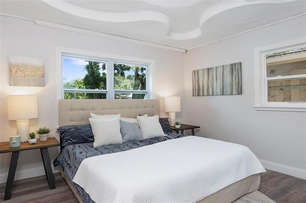 For Rent: $3,800 (3 beds, 2 baths, 1368 Square Feet)
