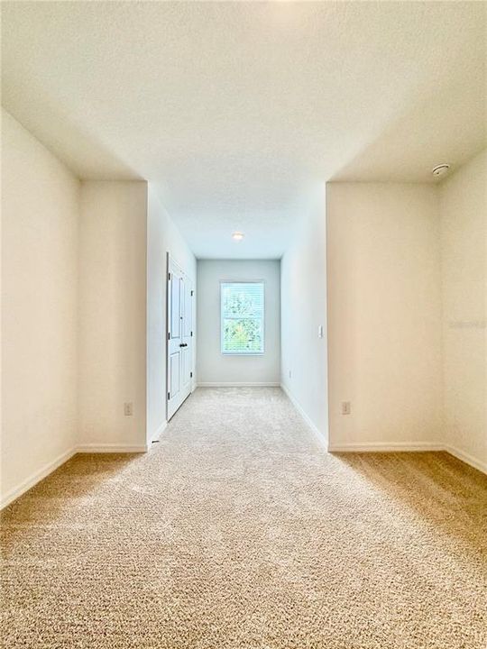 For Rent: $2,150 (3 beds, 2 baths, 1673 Square Feet)