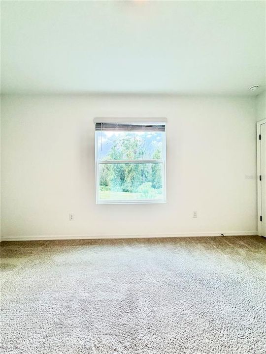 For Rent: $2,150 (3 beds, 2 baths, 1673 Square Feet)