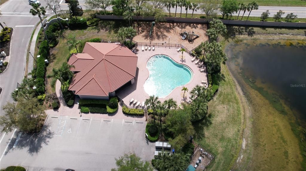 For Rent: $2,200 (3 beds, 2 baths, 1614 Square Feet)