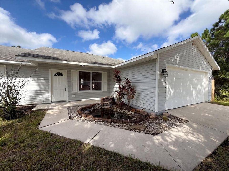 For Sale: $252,000 (3 beds, 2 baths, 1333 Square Feet)