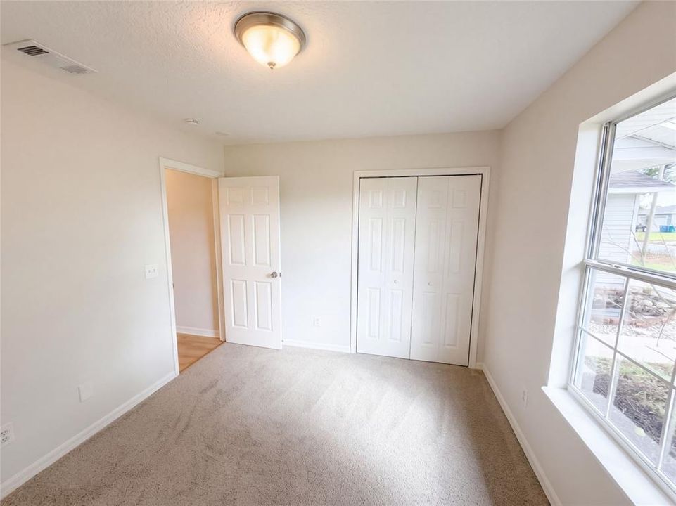 For Sale: $252,000 (3 beds, 2 baths, 1333 Square Feet)