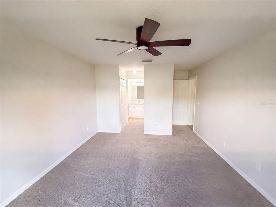For Sale: $252,000 (3 beds, 2 baths, 1333 Square Feet)