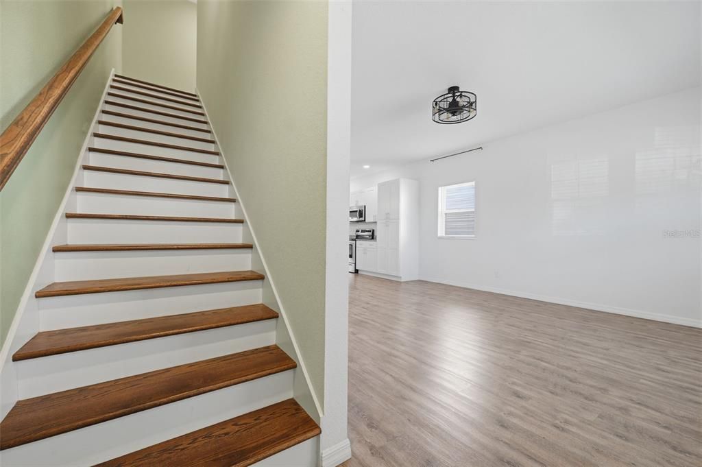 For Rent: $2,295 (3 beds, 2 baths, 1436 Square Feet)