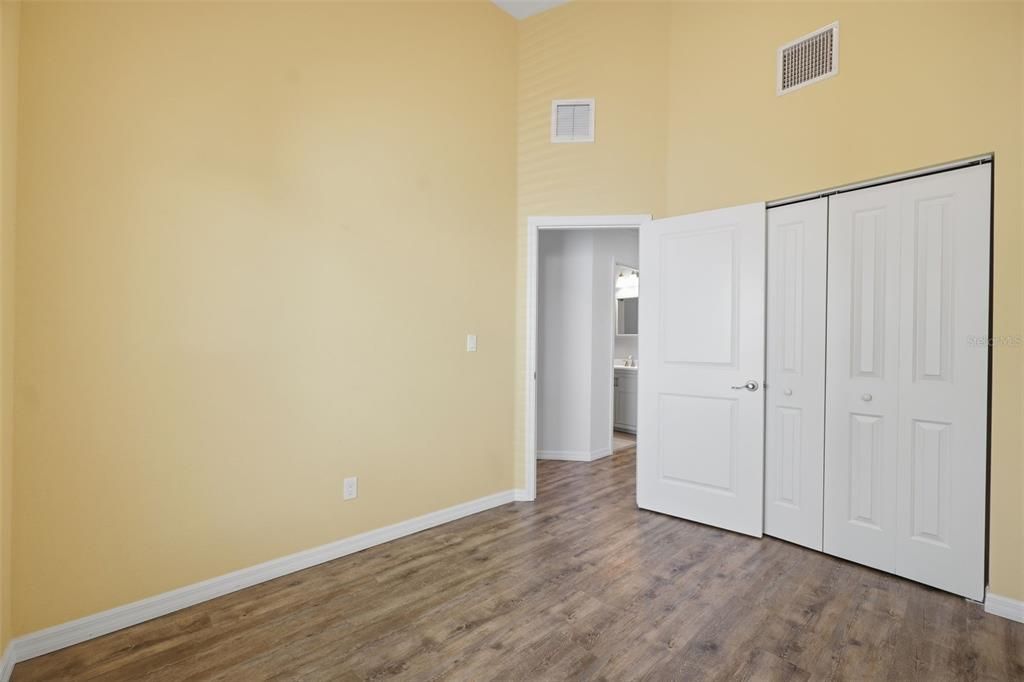 For Rent: $2,295 (3 beds, 2 baths, 1436 Square Feet)