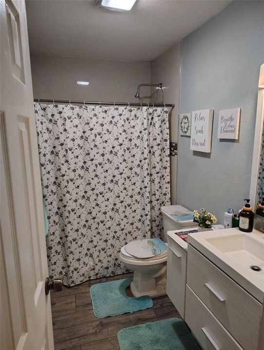 For Sale: $499,000 (3 beds, 3 baths, 1748 Square Feet)