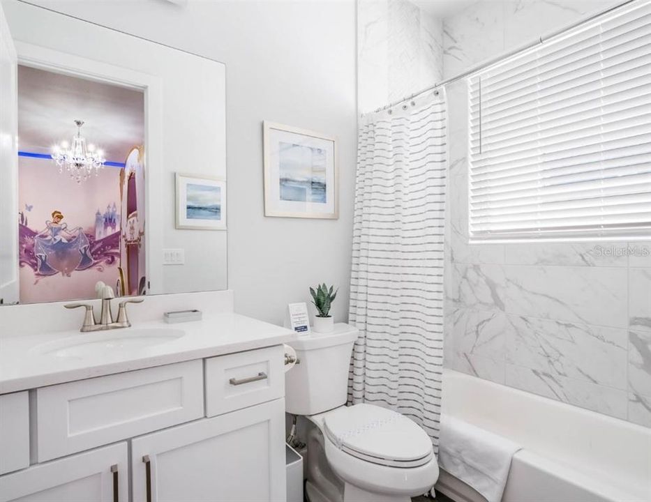 For Sale: $1,225,000 (6 beds, 6 baths, 3745 Square Feet)