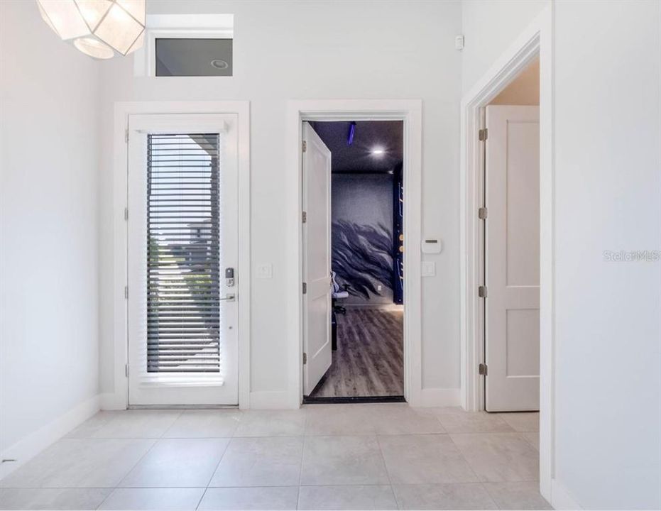 For Sale: $1,225,000 (6 beds, 6 baths, 3745 Square Feet)