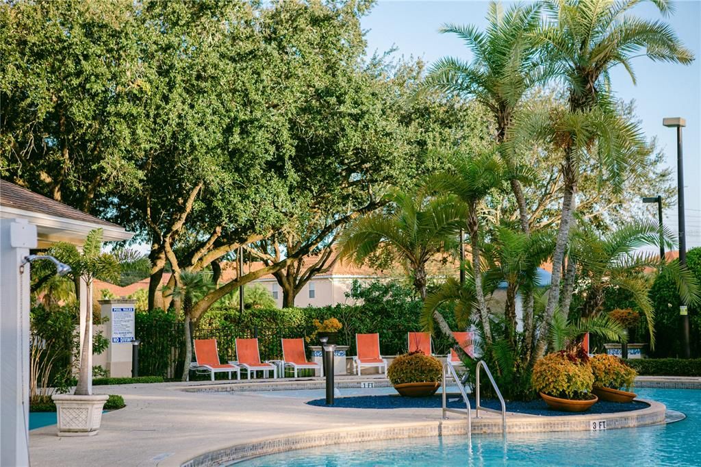 En Venta: $305,000 (3 camas, 2 baños, 1300 Pies cuadrados)