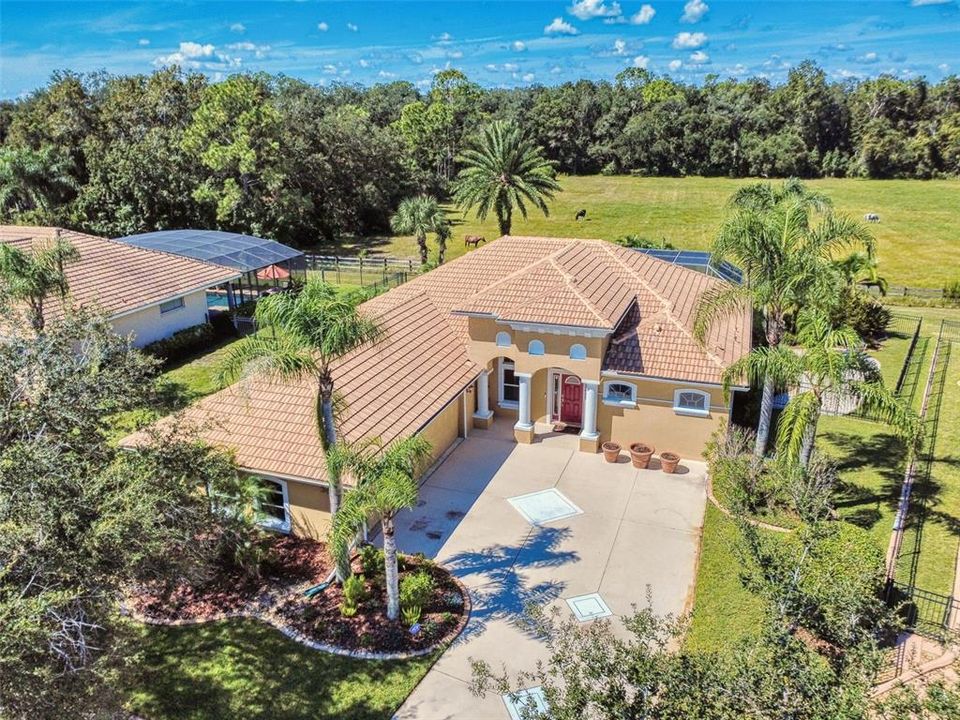 For Sale: $685,000 (4 beds, 2 baths, 2050 Square Feet)