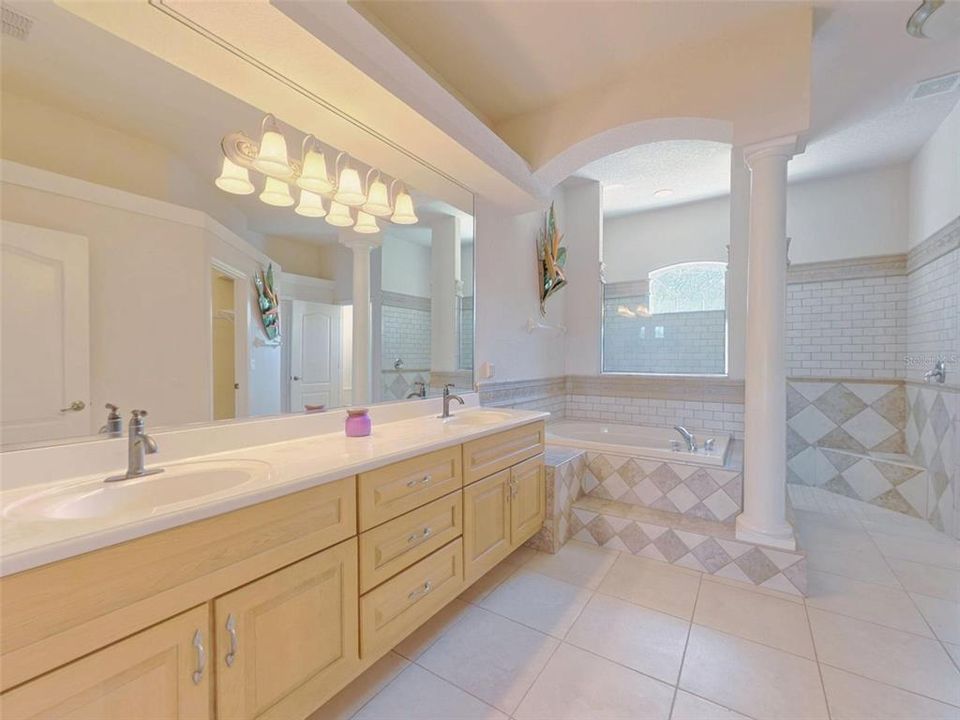 For Sale: $685,000 (4 beds, 2 baths, 2050 Square Feet)