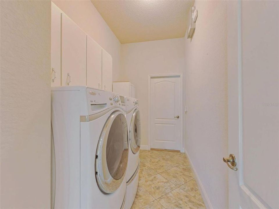 For Sale: $685,000 (4 beds, 2 baths, 2050 Square Feet)