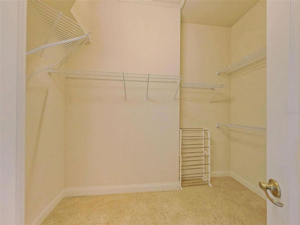 For Sale: $685,000 (4 beds, 2 baths, 2050 Square Feet)