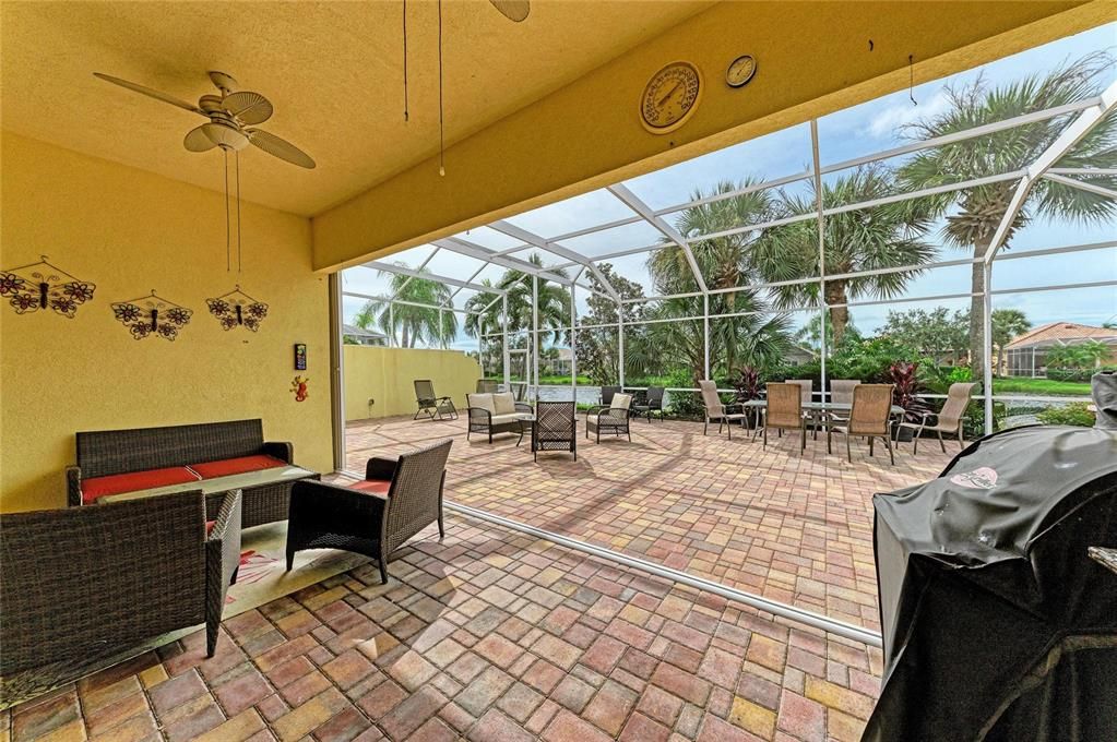 For Sale: $624,990 (5 beds, 4 baths, 2537 Square Feet)