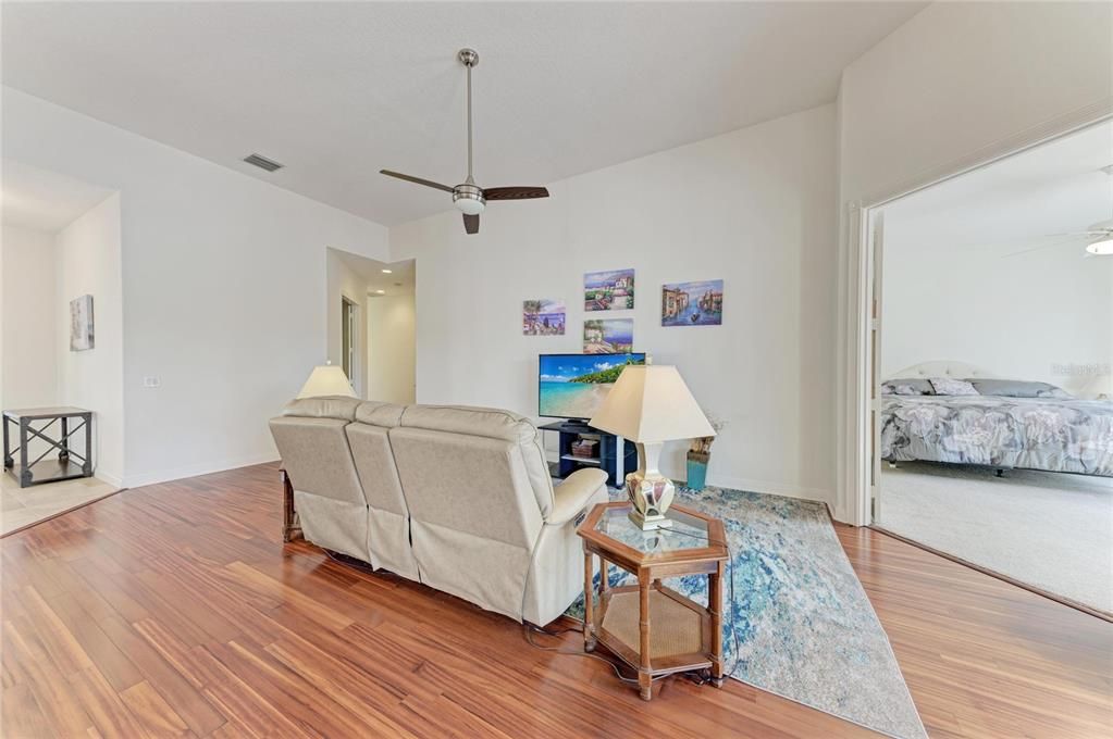For Sale: $624,990 (5 beds, 4 baths, 2537 Square Feet)