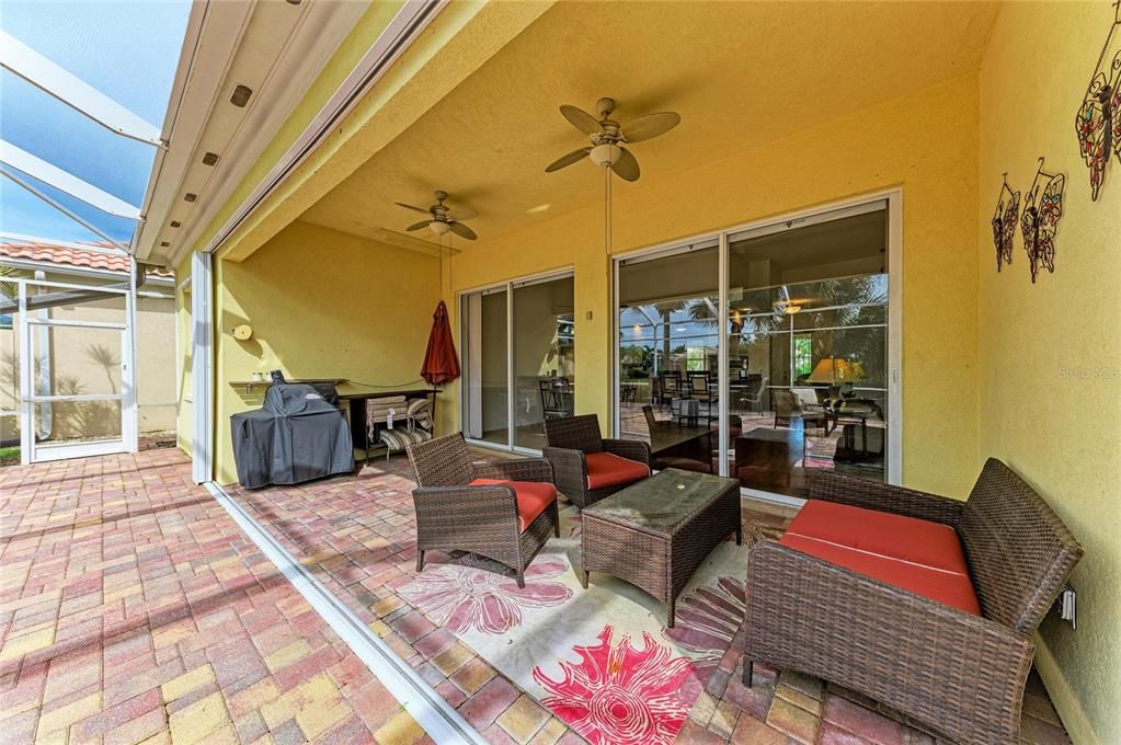 For Sale: $624,990 (5 beds, 4 baths, 2537 Square Feet)