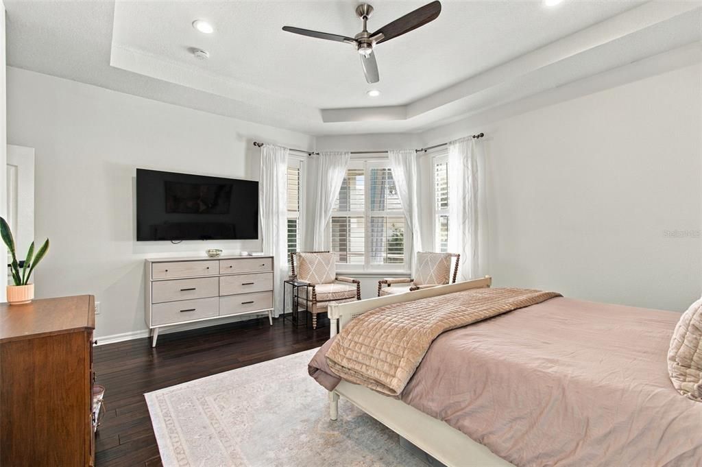 For Sale: $1,175,000 (5 beds, 3 baths, 2881 Square Feet)
