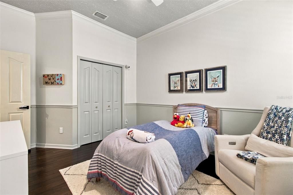 For Sale: $1,175,000 (5 beds, 3 baths, 2881 Square Feet)