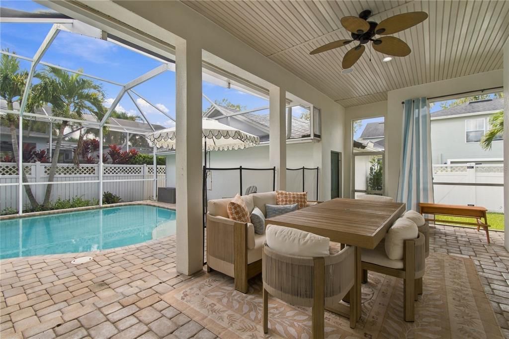 For Sale: $1,175,000 (5 beds, 3 baths, 2881 Square Feet)