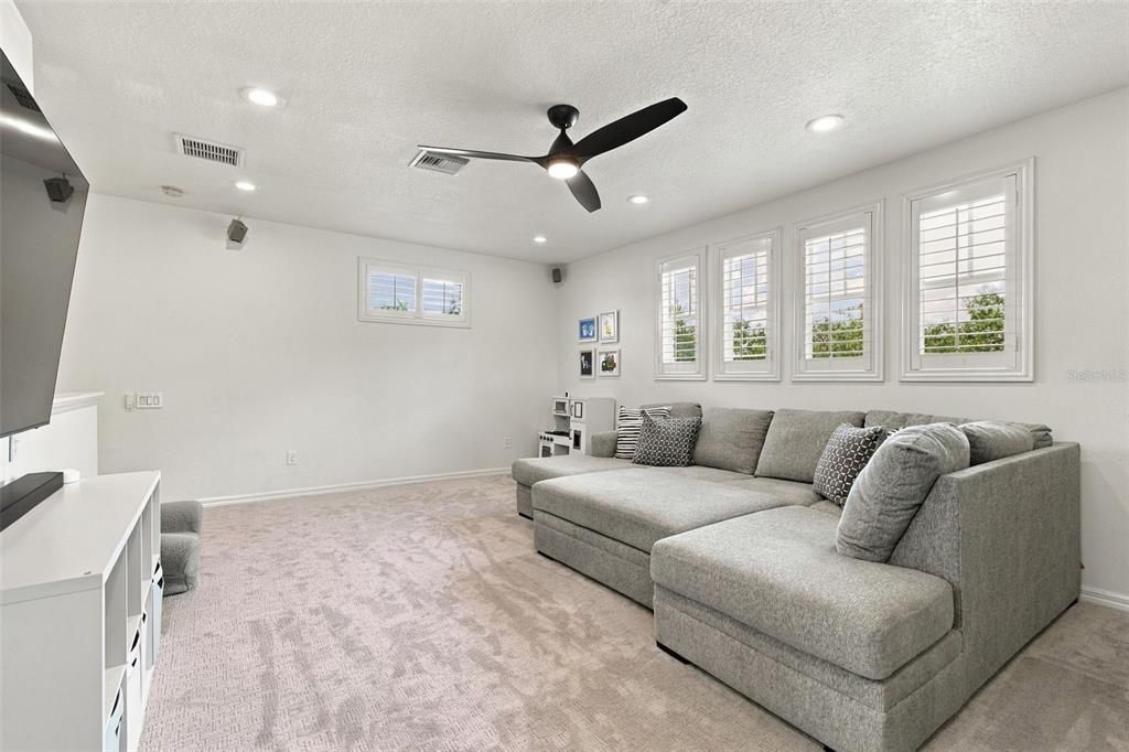 For Sale: $1,175,000 (5 beds, 3 baths, 2881 Square Feet)