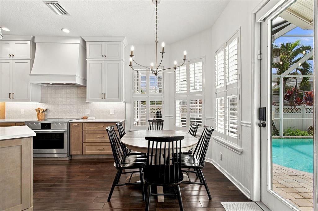 For Sale: $1,175,000 (5 beds, 3 baths, 2881 Square Feet)