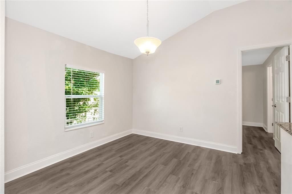 For Sale: $330,000 (3 beds, 2 baths, 976 Square Feet)