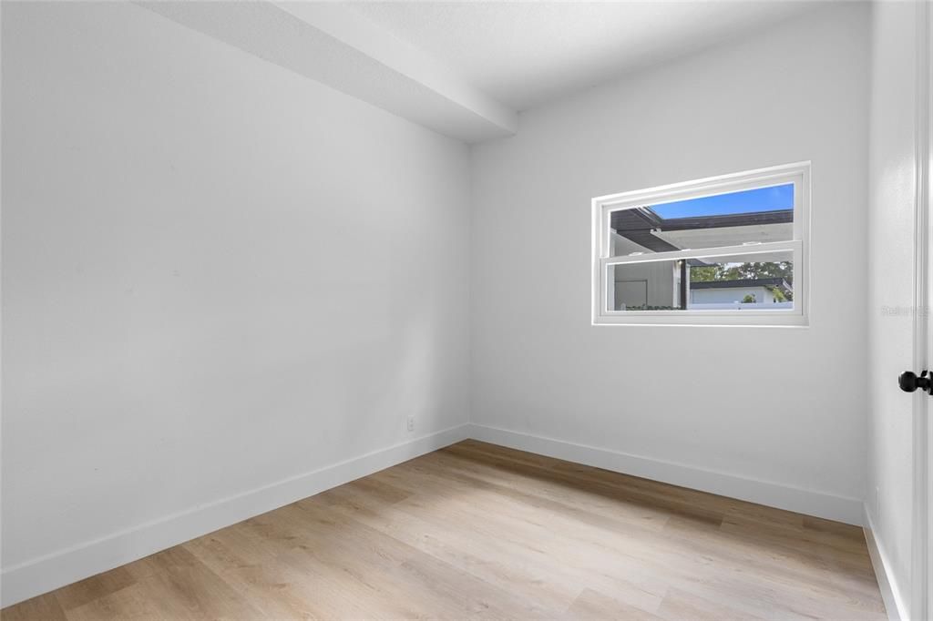 For Sale: $380,000 (3 beds, 2 baths, 1201 Square Feet)