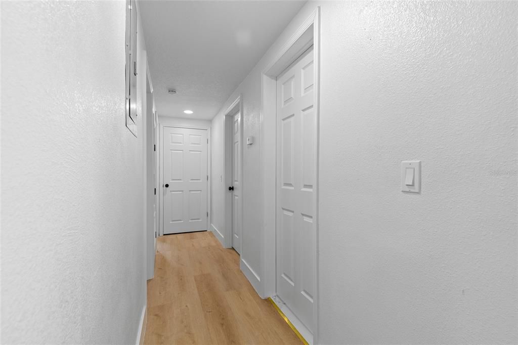 For Sale: $380,000 (3 beds, 2 baths, 1201 Square Feet)