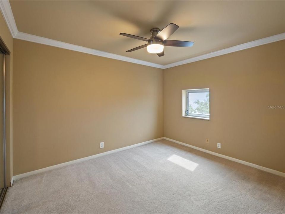 For Sale: $434,900 (2 beds, 2 baths, 1296 Square Feet)