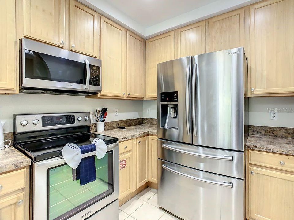 For Sale: $249,000 (3 beds, 2 baths, 1700 Square Feet)