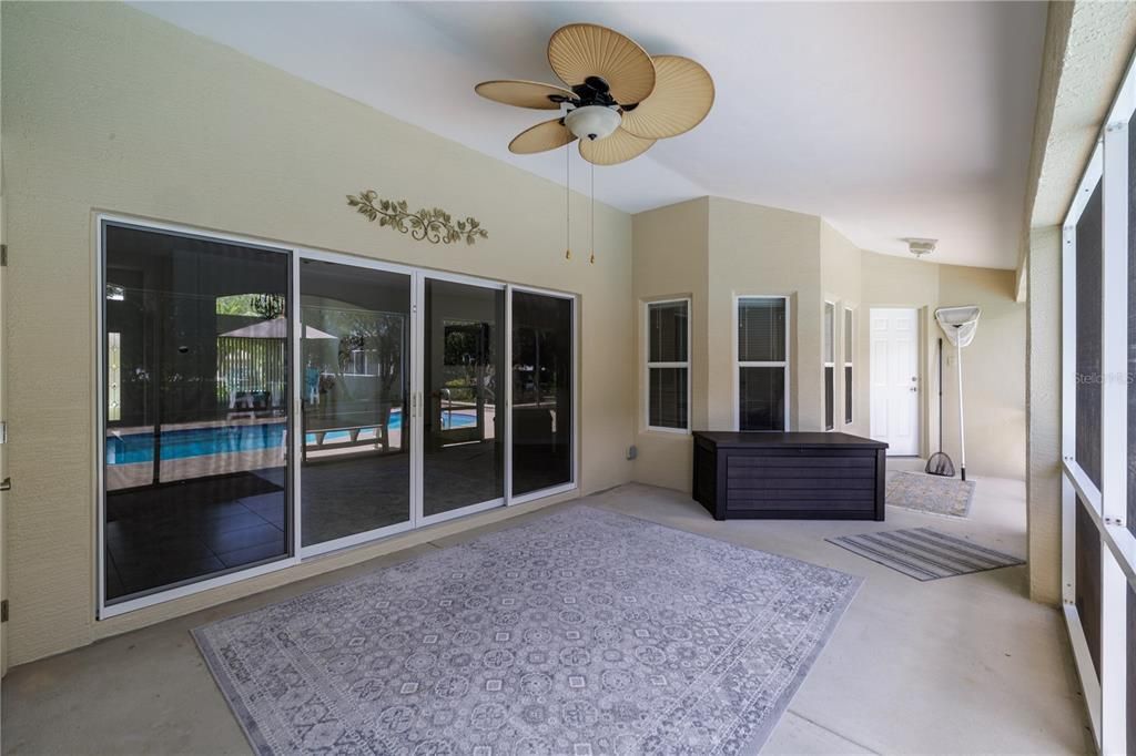 For Sale: $525,000 (3 beds, 2 baths, 2218 Square Feet)