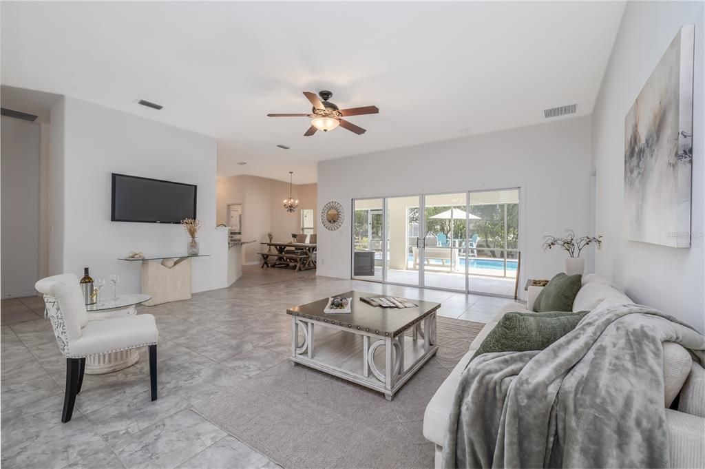 For Sale: $525,000 (3 beds, 2 baths, 2218 Square Feet)