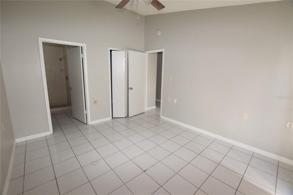 For Rent: $1,975 (3 beds, 2 baths, 1050 Square Feet)
