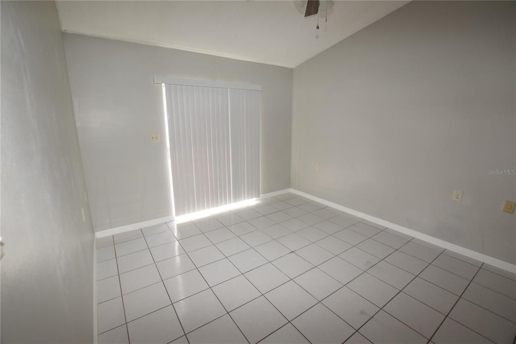 For Rent: $1,975 (3 beds, 2 baths, 1050 Square Feet)