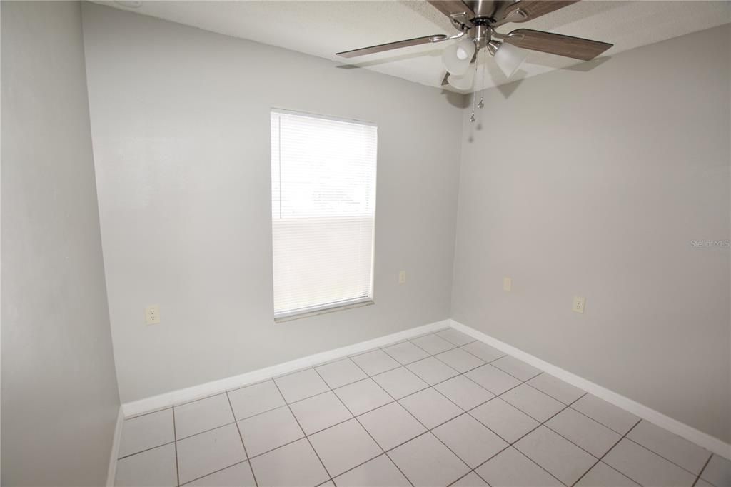 For Rent: $1,975 (3 beds, 2 baths, 1050 Square Feet)